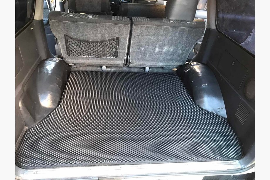 Toyota Land Cruiser 80 1990–1997 Bagagerumsmatta (EVA, svart) Image