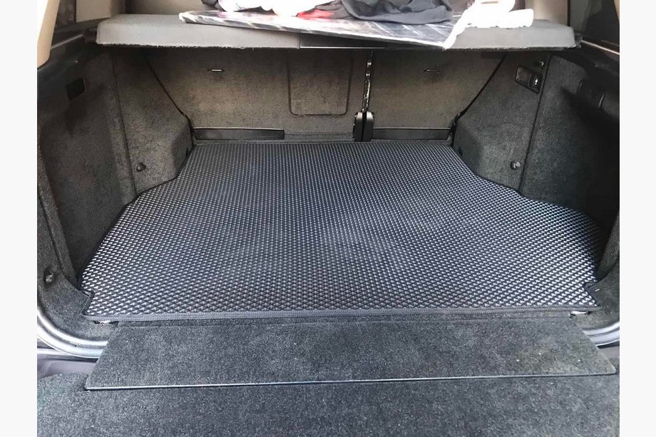 Range Rover III L322 2002–2012 Bagagerumsmatta (EVA, svart) Image