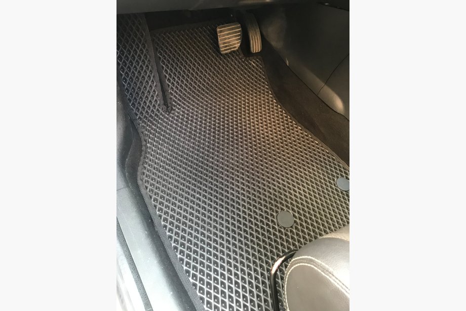 Renault Megane III 2009–2016 EVA SW golvmattor (svarta) Foto 1