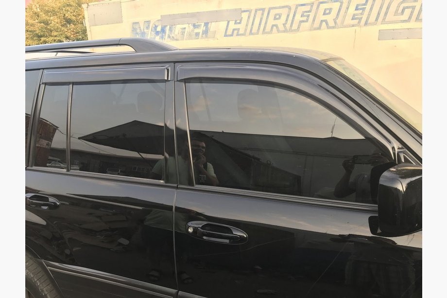 Lexus LX470 1998–2007 Vindavvisare för fönster (4 st, Niken) Image