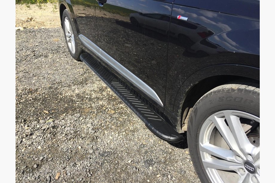 Audi Q7 2015–2026 Sidosteg Bosphorus Yeni Black (2 st, aluminium) Image