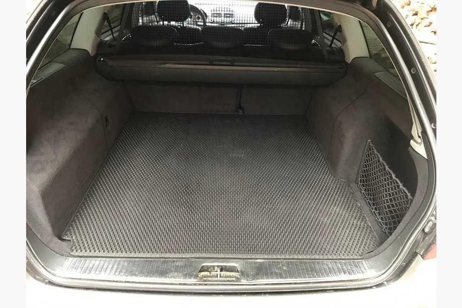 Mercedes E-klass W211 2002–2009 Bagagerumsmatta (EVA, svart) SW Foto 1