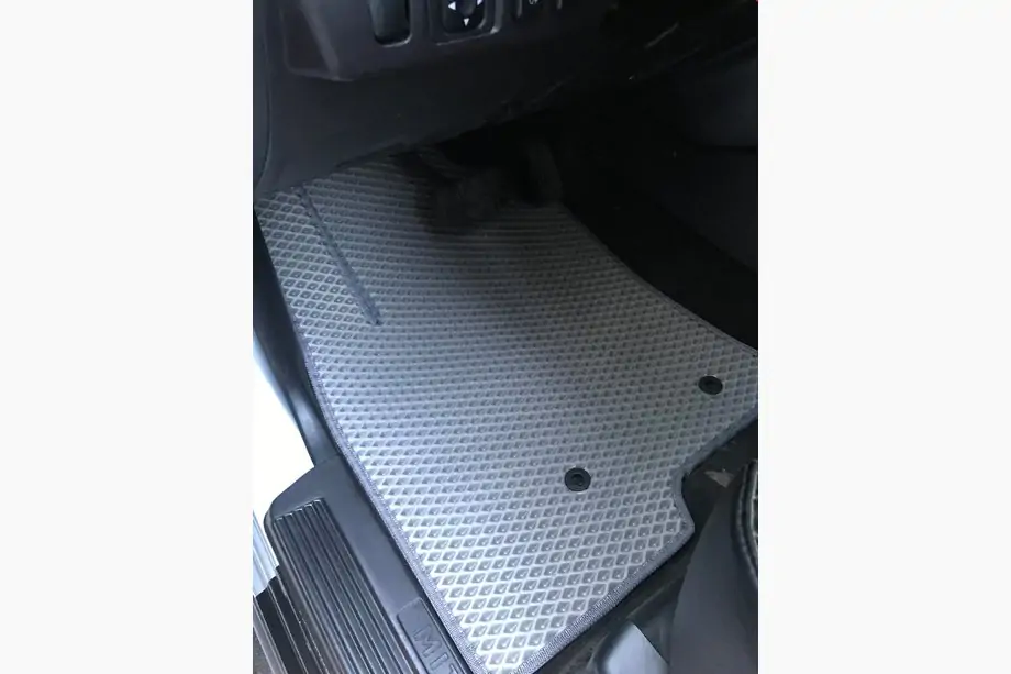 Mitsubishi Pajero Sport 2008–2015 EVA-bilmattor (grå) Image