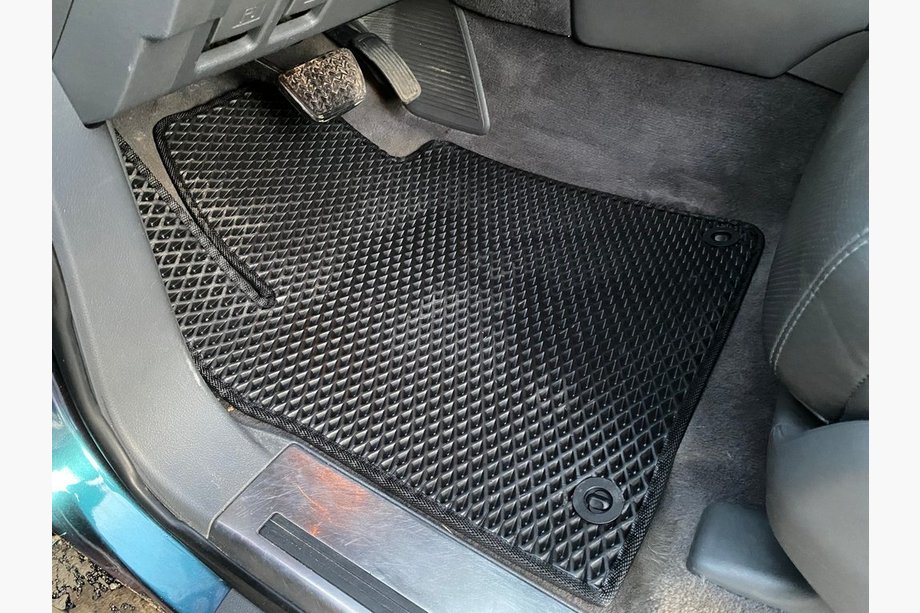 Lexus LX570/450d 2008–2022 Bilgolvmattor i polyuretan (2008-2012, EVA, svarta) Image