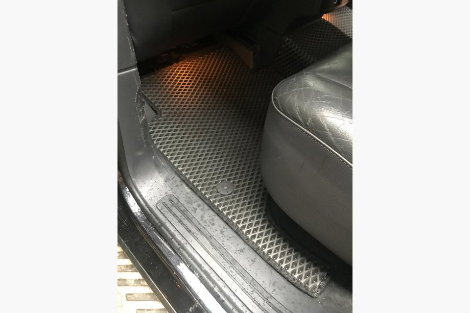 Volkswagen Touareg 2002–2010 EVA bilmattor (svarta) Image