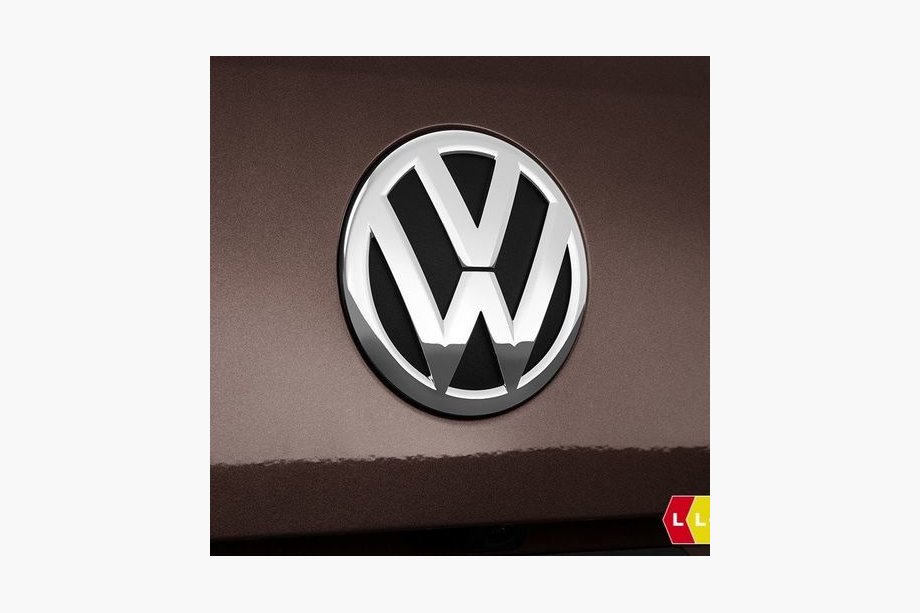 Volkswagen Touareg 2010–2018 Bakre emblem (original) Image