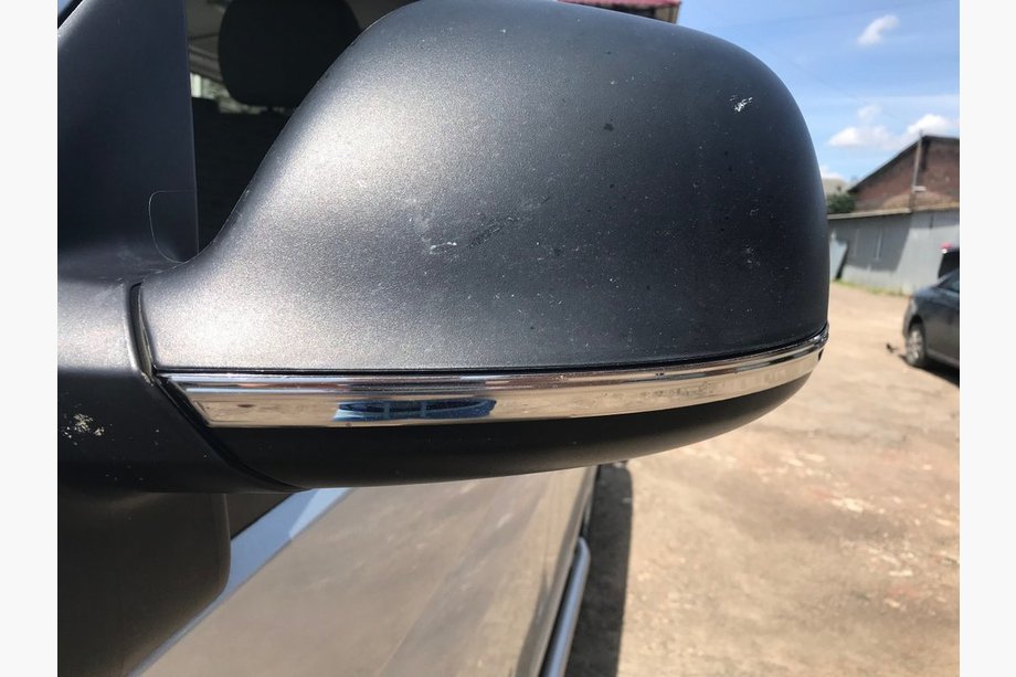 Volkswagen Amarok 2010–2022 Lister för backspeglar (2 st, rostfritt) Image
