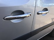 Renault Kangoo 2008–2020 Dörrhandtagsskydd (rostfritt stål) 3 st, Carmos – turkiskt stål foto 1