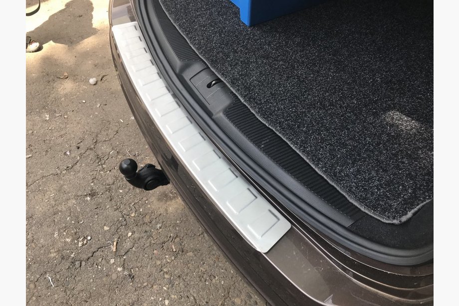 Ford Galaxy 2007–2015 Lastskydd bakre stötfångare Carmos (rostfritt stål) Image