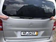 Mercedes Vito/V-klass W447 2014– Kantlist bakruta (lilla rutan) rostfritt stål foto 2