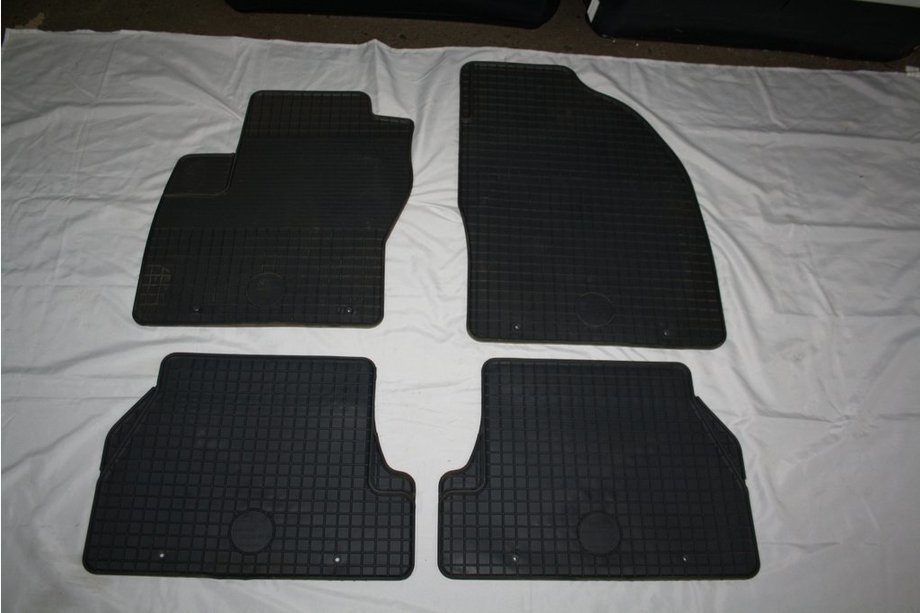 Ford Focus II 2008–2011 Gummimattor till kupén (4 st, Doma) Image