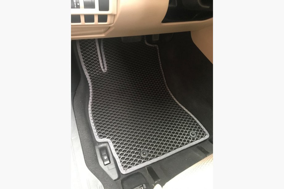 Subaru Outback 2014–2019 EVA bilmattor (svarta) Image