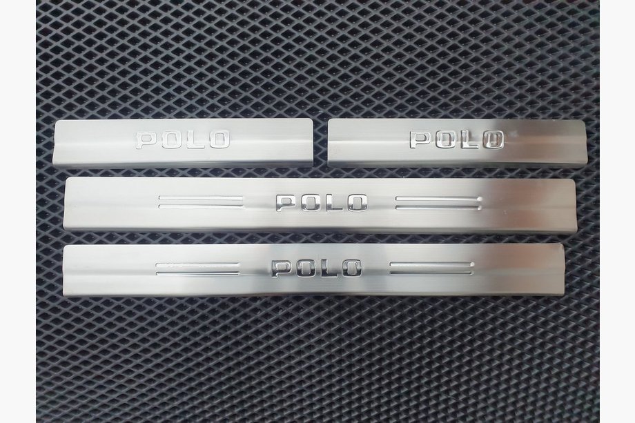Volkswagen Polo 1994–2001 Instegslister Carmos (4 st, rostfritt stål) Image