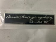 Range Rover IV L405 2013–2021 Autobiography-emblem (typ 2) foto 1