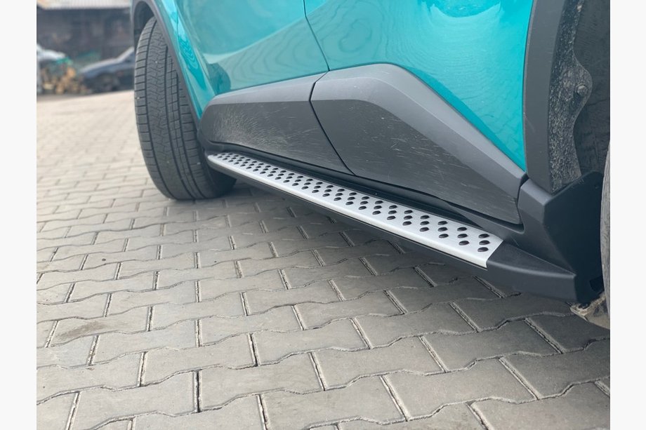Toyota C-HR 2016–2023 Sidosteg Original V1 (2 st, aluminium) Image