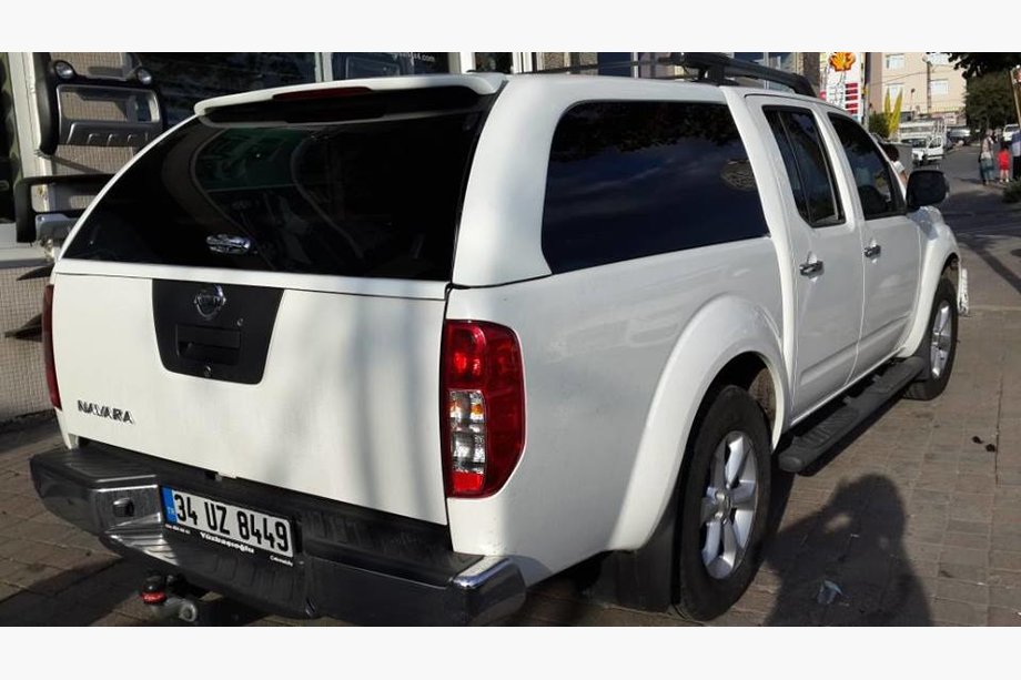 Nissan Navara 2006–2015 Hardtop till flak (Canopy) Image