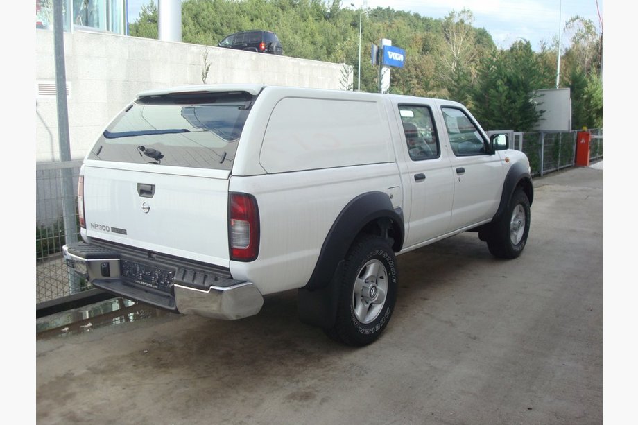 Nissan NP300 1999–2015 Hardtop till flak Canopy commercial Image