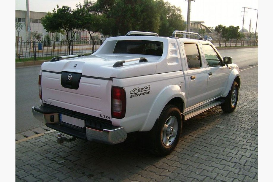 Nissan NP300 1999–2015 Flakkåpa FULLBOX Image