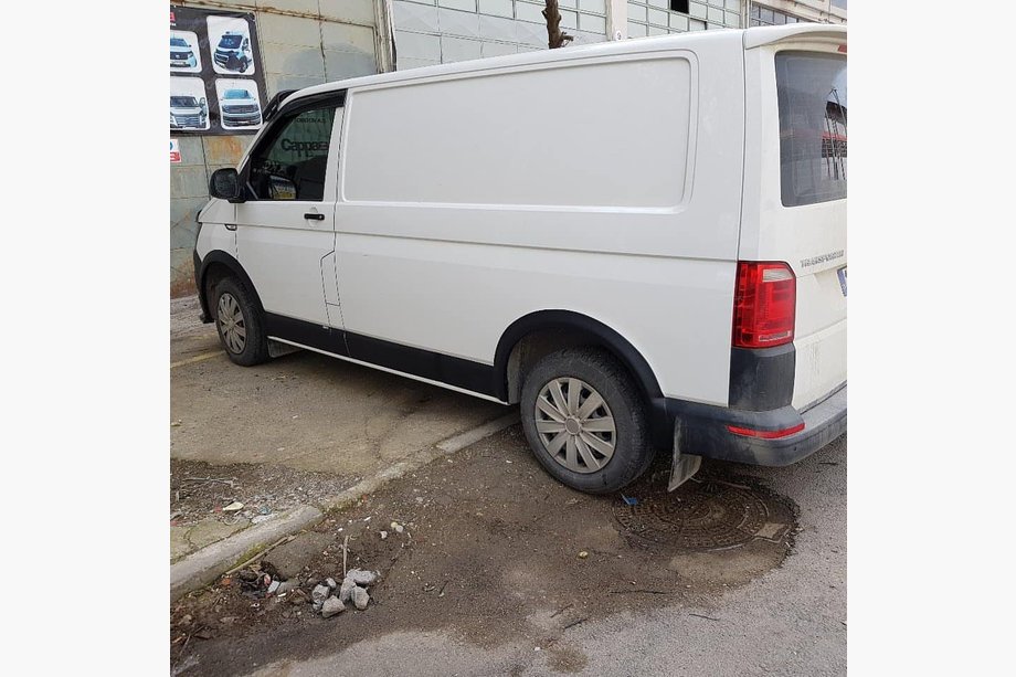 Volkswagen T5 Caravelle 2004–2010 Sats med lister och hjulhusbågar (11 delar) 1 dörr, lång hjulbas Foto 5