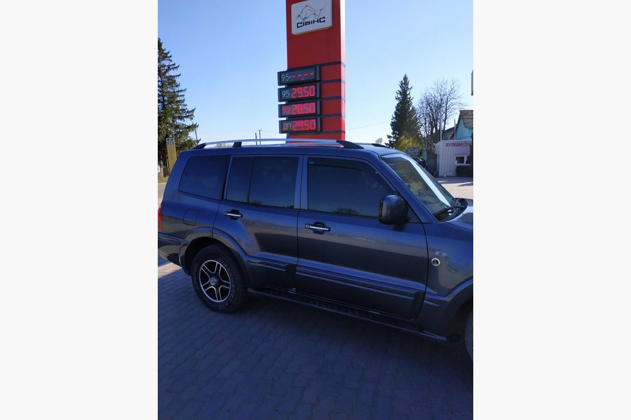 Mitsubishi Pajero Wagon III 1999–2006 Takrails i krom, turkisk design (2 st) Image
