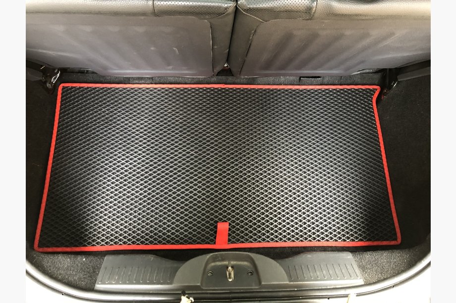 Fiat 500/500L 2013–2022 EVA bagagerumsmatta (för 500, Europa, svart) Image
