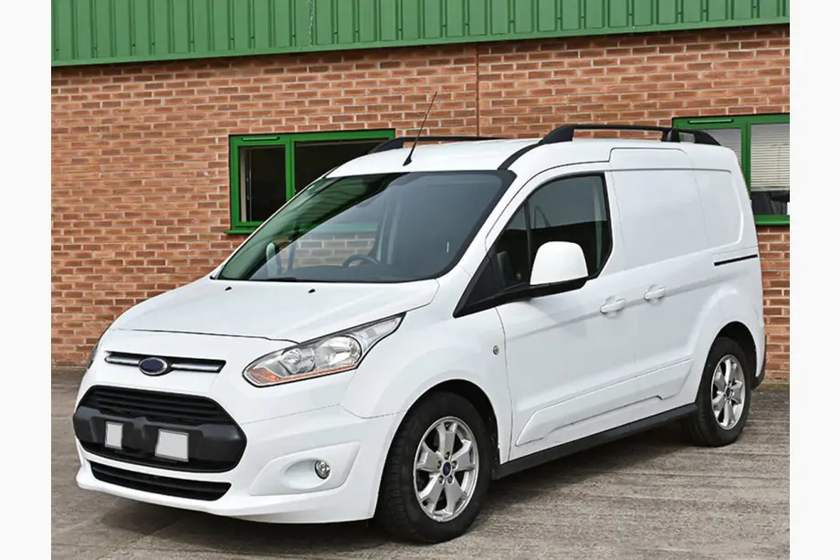 Ford Connect 2014–2021 OmsaLine Elegance takrails (2 st, svarta) Image