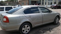 Skoda Octavia II A5 2010–2013 Vindavvisare för sidorutor LiftBack (4 st, SIM) foto 1