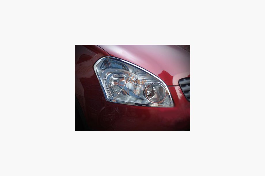 Nissan Qashqai 2007–2010 Kromade strålkastarkåpor (2 st, plast) Image