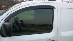 Peugeot Partner Tepee 2008–2018 Vindavvisare (2 st, UA-Sport) foto 1