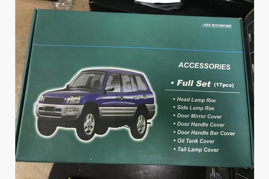 Toyota Rav 4 1996–2001 Kromade spegelkåpor (2 st, plast) Image