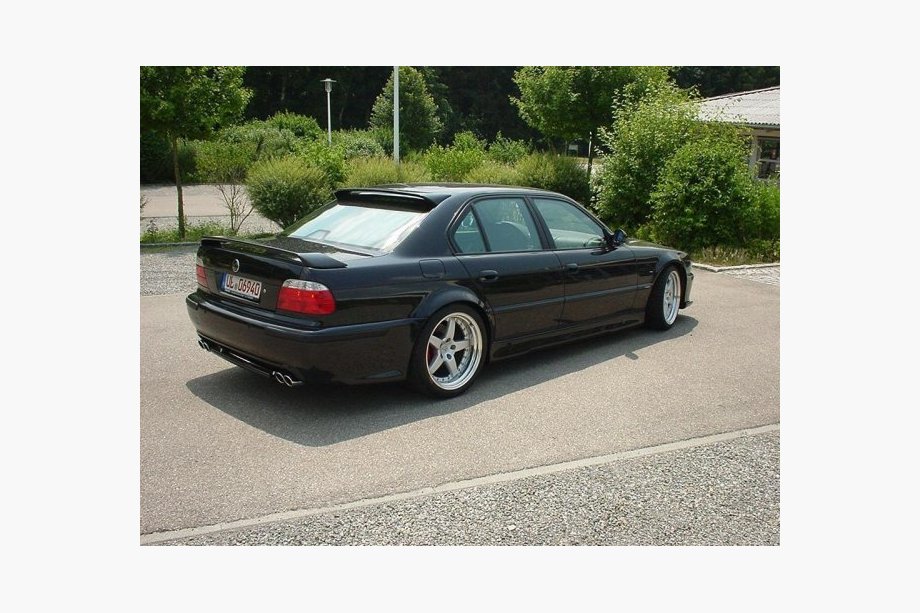 BMW 7-serien E38 1994–2001 Hamann spoiler (glasfiber, för lackering) Image