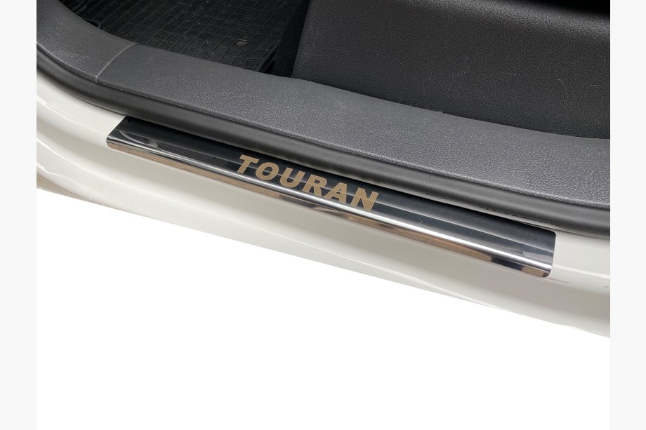 Volkswagen Touran 2010–2015 Instegslister Carmos (4 st, rostfritt) Image