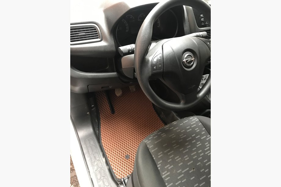 Opel Combo 2012–2018 EVA bilmattor (tegelmönster, fram) Image
