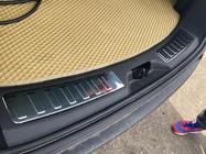 Land Rover Discovery Sport 2014– Tröskelskydd bak (2 st, rostfritt stål) foto 2