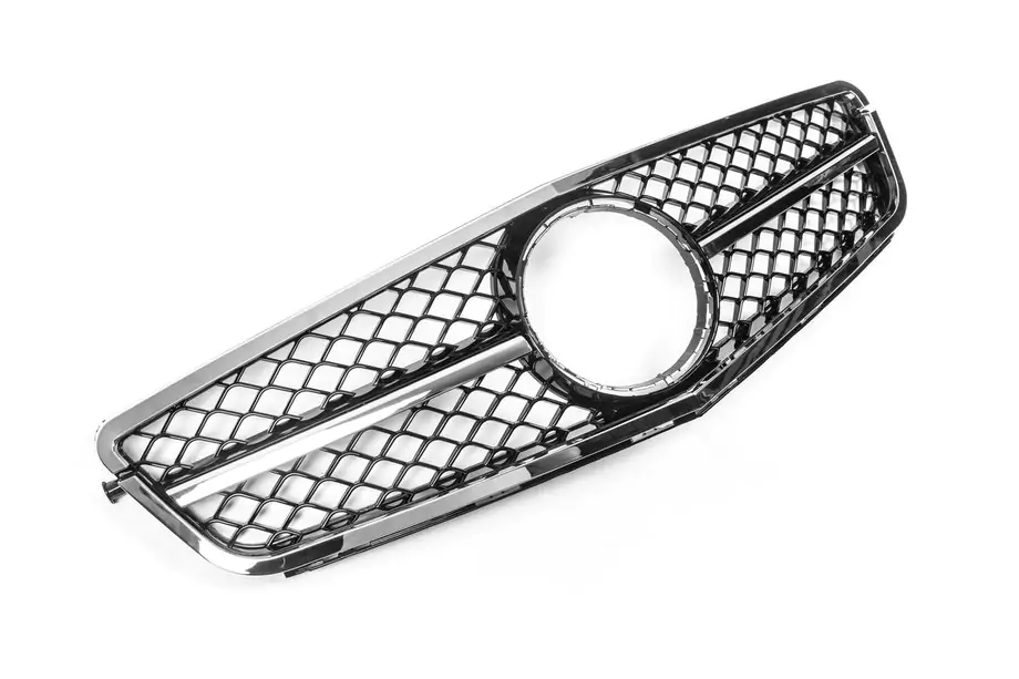 Mercedes C-klass W204 2007–2015 AMG Silver frontgrill Image