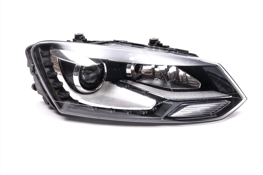 Volkswagen Polo 2010–2017 LED-framlykta (2014-2017, höger, original, begagnad) Image