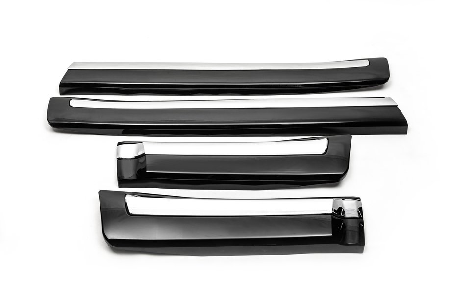 Toyota Land Cruiser 200 2007–2021 Sats dörrlister (2008-2016) Svart färg Foto 3
