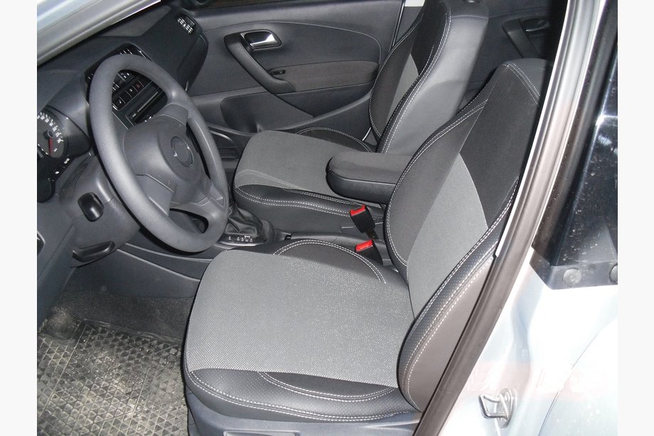 Volkswagen Polo 2010–2017 Bilklädsel SoyuzAuto Premium Image
