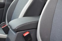 Volkswagen Tiguan 2007–2016 Bilsätesöverdrag (konstläder↗tyg, Premium) foto 8