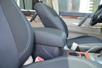 Mitsubishi Pajero Wagon III 1999–2006 Sätesöverdrag (konstläder↗tyg, Premium) foto 4