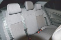 Nissan Almera B10 Classic 2006–2012 Bilklädsel SoyuzAuto Premium foto 3