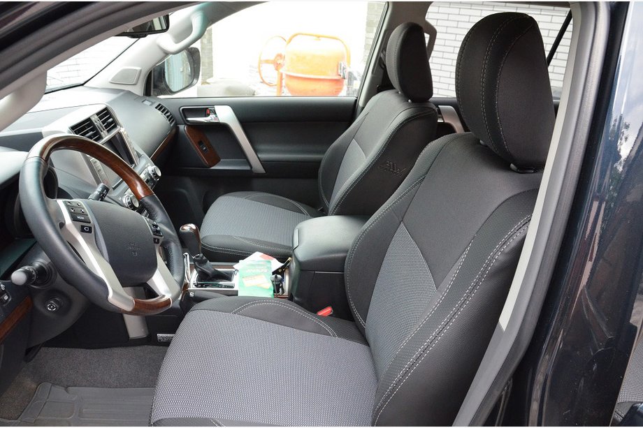 Toyota Land Cruiser Prado 150 2009–2023 Bilklädsel (konstläder + tyg, Premium) Image