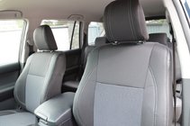 Toyota Land Cruiser Prado 150 2009–2023 Bilklädsel (konstläder + tyg, Premium) foto 4