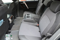 Toyota Land Cruiser Prado 150 2009–2023 Bilklädsel (konstläder + tyg, Premium) foto 3