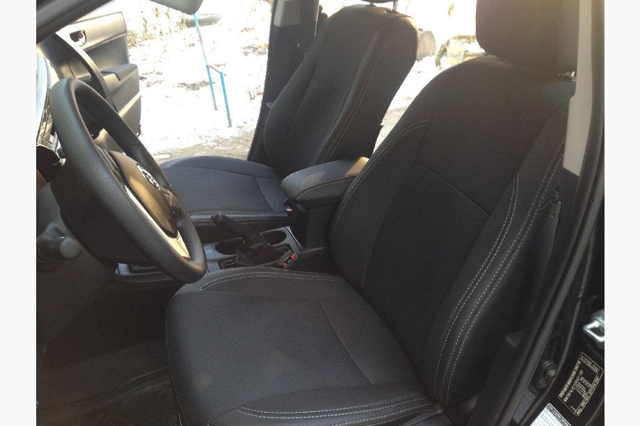 Toyota Corolla 2013–2019 Sätesöverdrag (konstläder↗tyg, Premium) Image