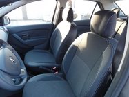 Renault Logan II 2013–2022 Bilklädsel (konstläder + tyg, Premium) foto 1