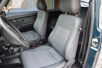 Lada Niva och Urban 1977– Bilklädsel SoyuzAuto Premium foto 1