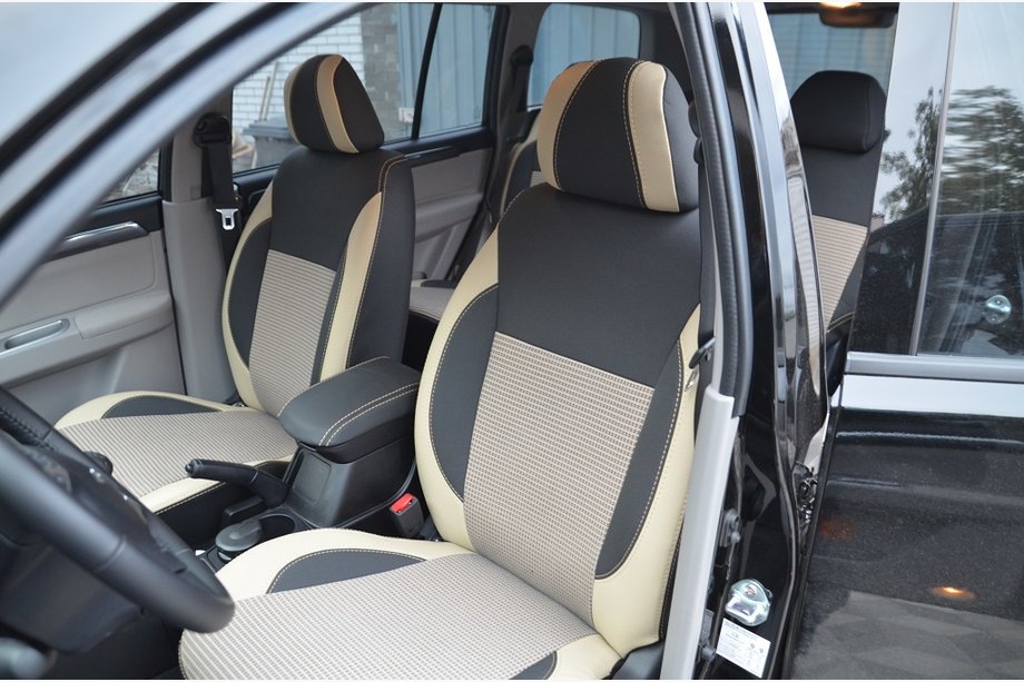Mitsubishi Pajero Sport 2008–2015 Bilklädsel SoyuzAuto Premium Image