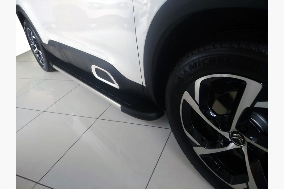 Peugeot 3008 2016–2023 Sidosteg Duru (2 st, aluminium) Image