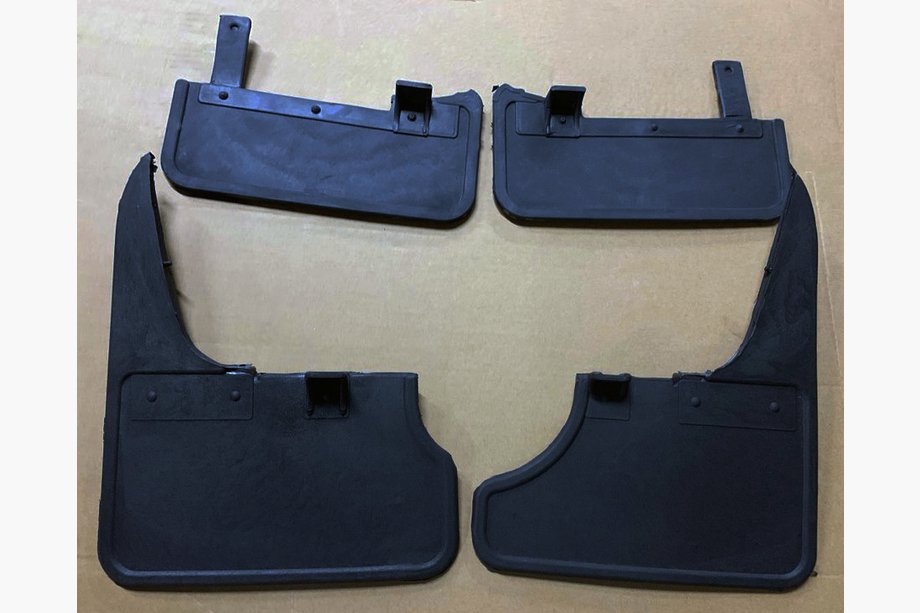 Volkswagen T5 Multivan 2003–2010 Turkiska stänkskydd (plast) Främre stänkskydd Image